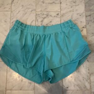 Lululemon hotty hot shorts! Lightly worn. Low rise